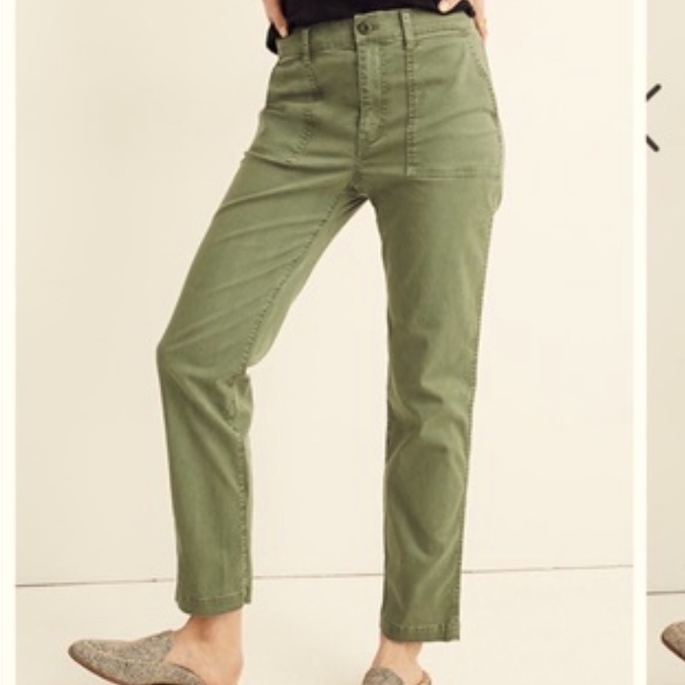 Madewell stovepipe fatigue pants in khaki size 26